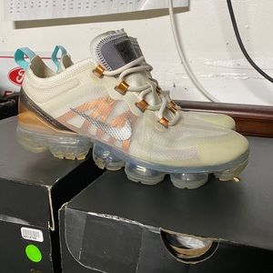 Nike Vapormax Phantom Metallic